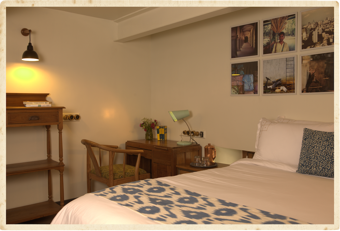 vintage hotel rooms