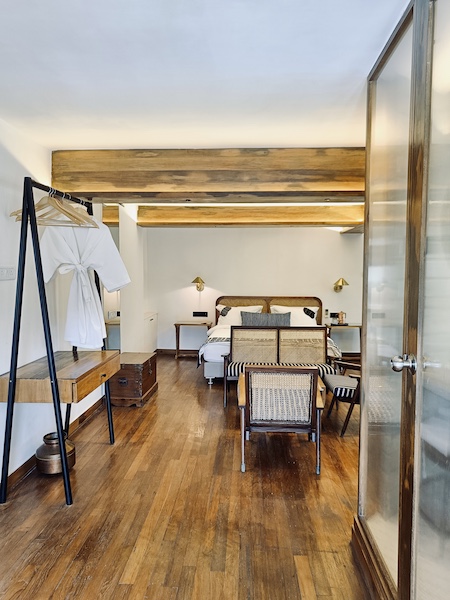 suites in colaba